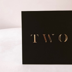 ZOE & KYLE / table numbers in gold acrylic and matte black acrylic